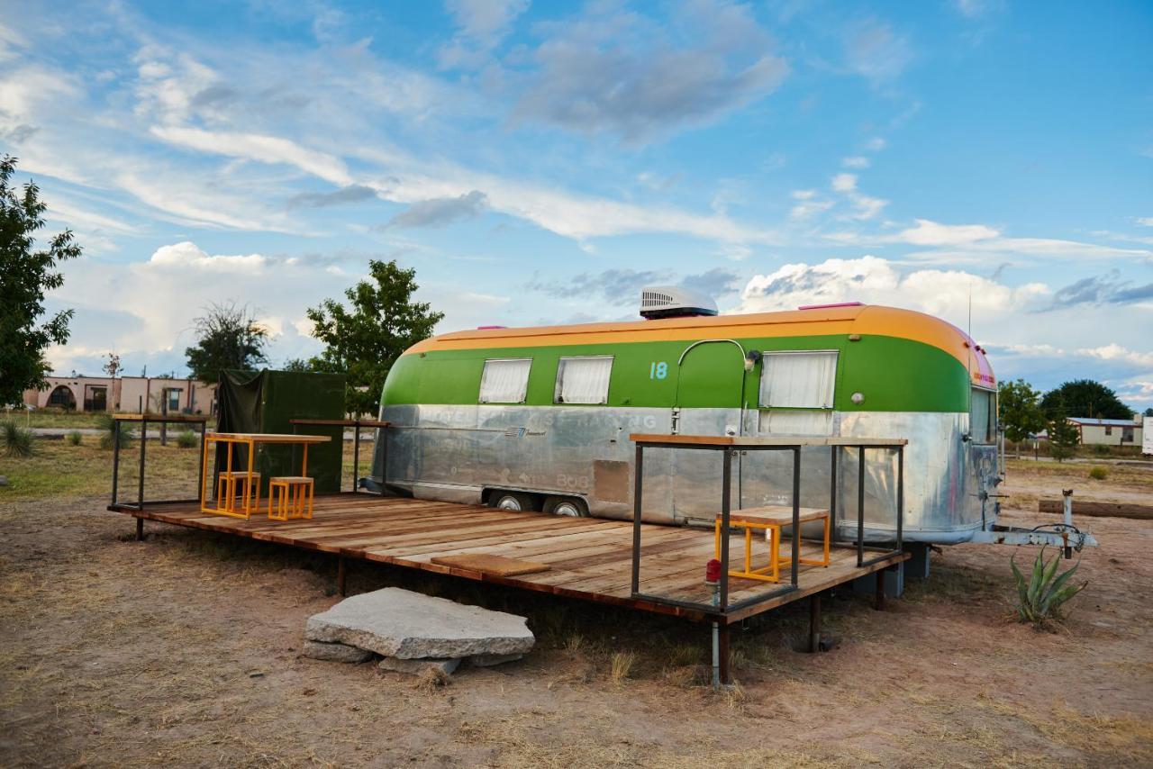 El Cosmico Villa Marfa Buitenkant foto